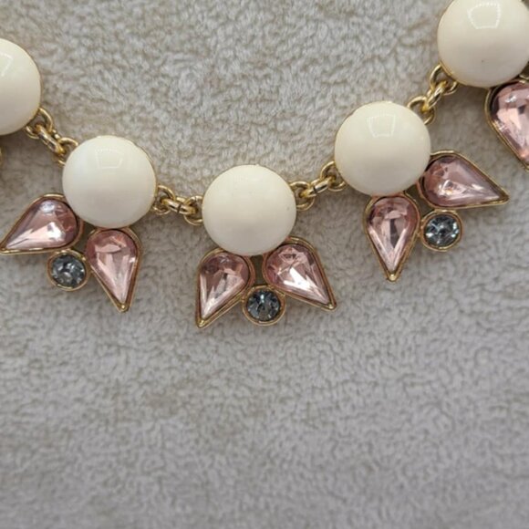 J Crew Off White Resin Beads with Gold and Clear Crystal Gold Tone Necklace NWOT - Picture 8 of 10